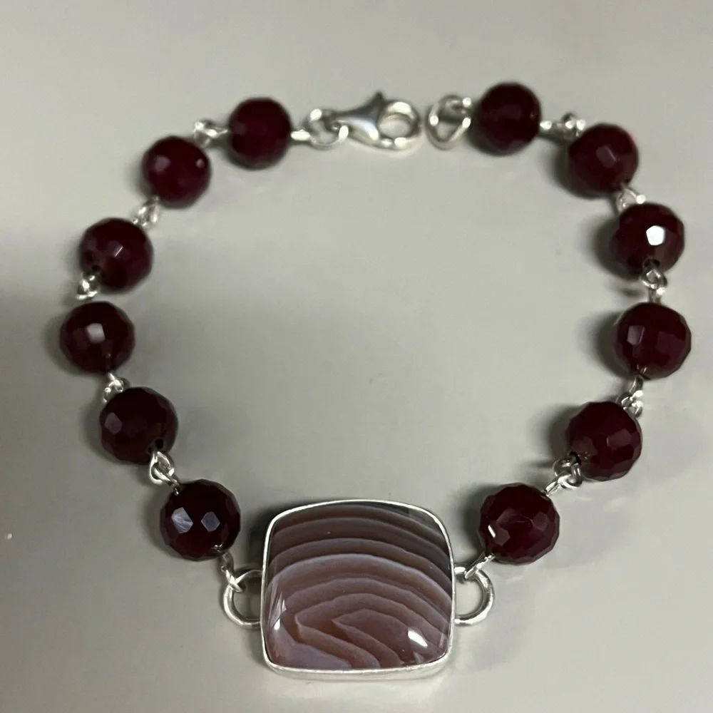 Burgundy Red and Sterling Silver Faceted Bead Bracelet with Agate Centerpiece